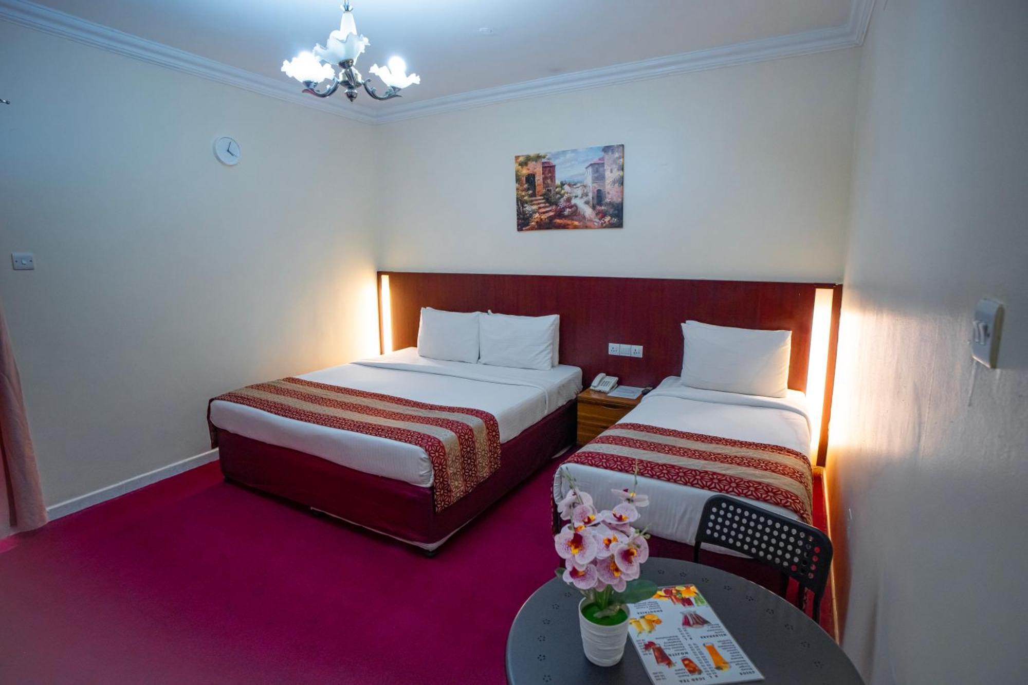 Al Karnak Hotel Dubai Buitenkant foto